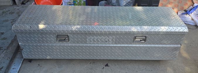 Tool box for truck