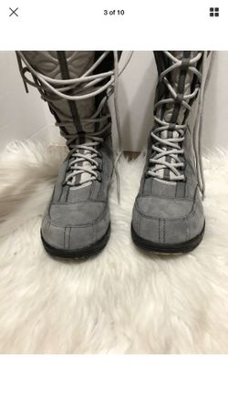 LL Bean Women's 8 Gray TEK 2.5 - Waterproof Boots - Faux Fur Lined Top -