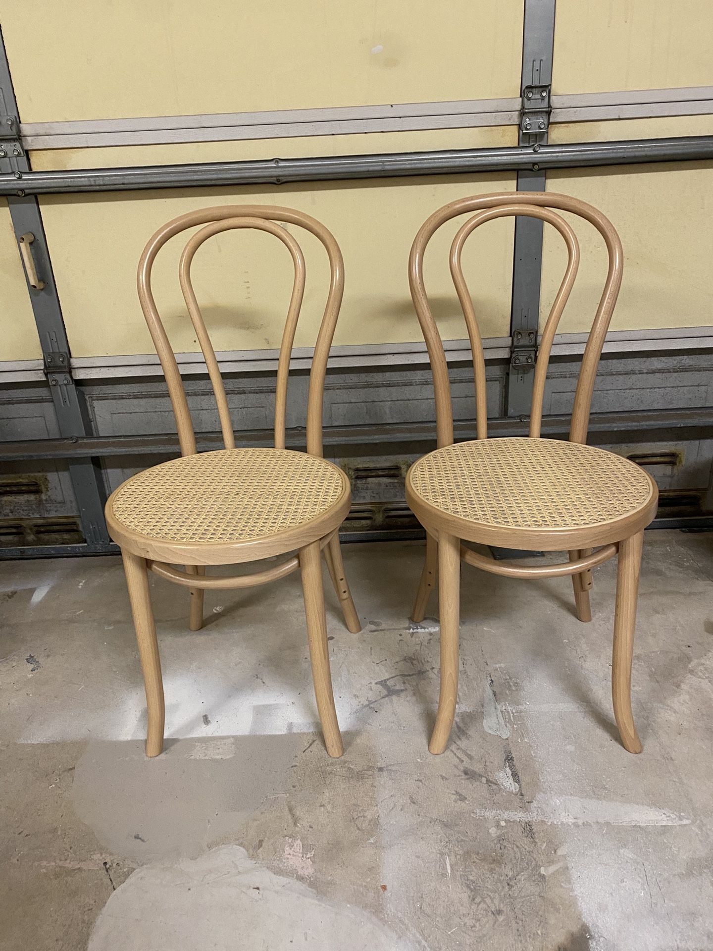 Set Of 2 Bistro Bentwood Chairs 