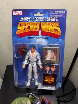 Marvel Legends Secret Wars Beyonder Action Figure