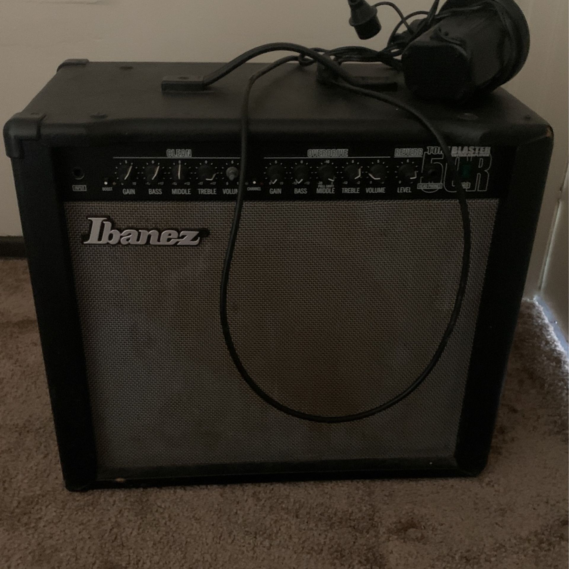 Ibanez  Guitar/ Bass Amplifier 