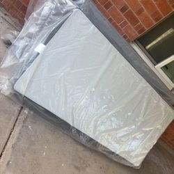 NEW! King Box Spring 