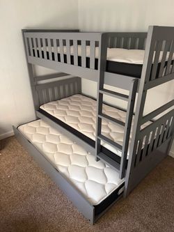 Gray Twin Bunk Bed with Trundle