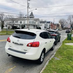 Nissan Rogué 2012 título limpio Excelente Al Manejar 