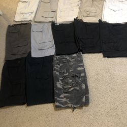 Short. Cargo 