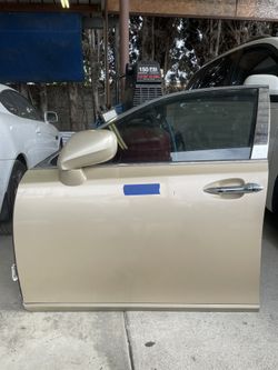 2007-2012 Lexus ES350 Driver Side Door