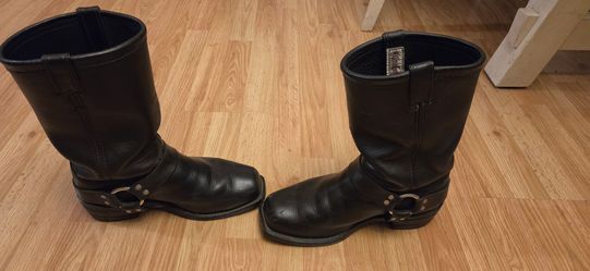 Motorcycle boots