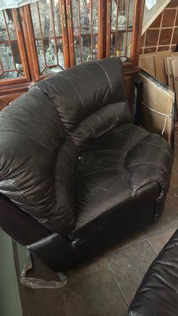 Free couches