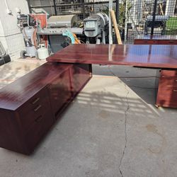 Vintage Mid Century Modern Executive Desk 