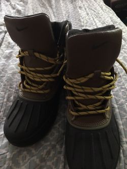 Nike boots