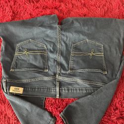 Size 16 Levi’s