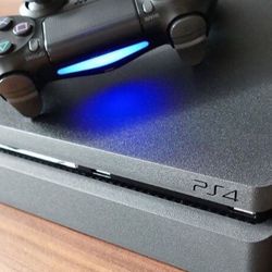 PS4 PRO
