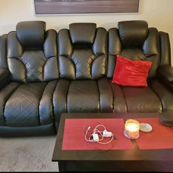 Powered Reclining Sofa Read Ad 