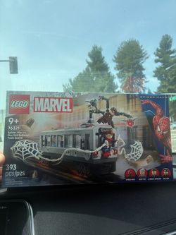 Marvel Spider-Man vs. Doc Ock Subway Train Scene Lego set NEW!