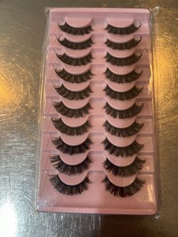 Beautiful Curly Lashes