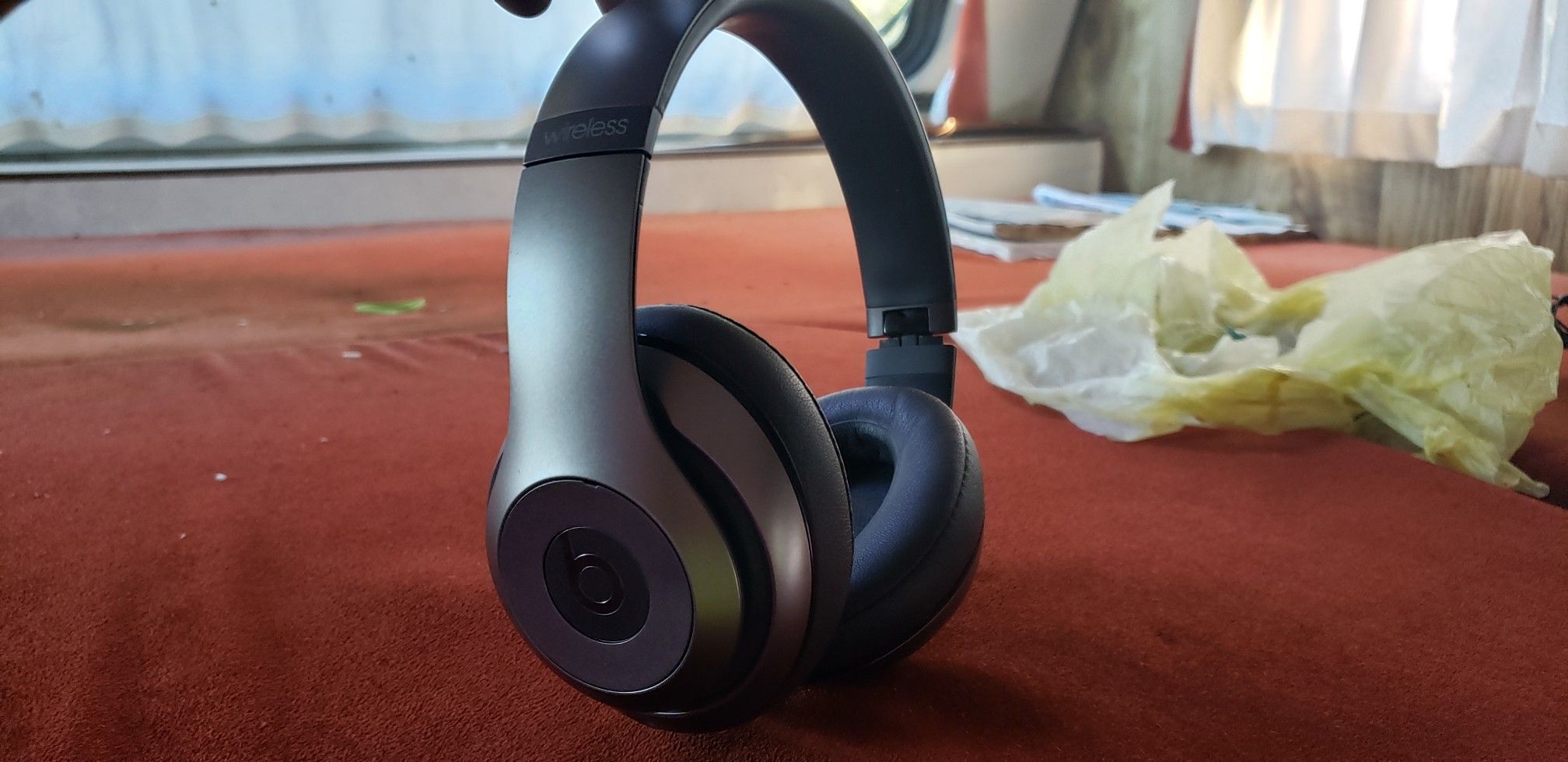 Beats studio 2.0 wireless