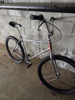 Mongoose KOS Kruiser 26 BMX Cruiser