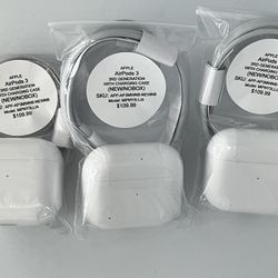 Apple AirPods 3 with Charging Case (New/No Box)
