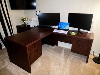 L Shaped Desk & Filing Cabinet