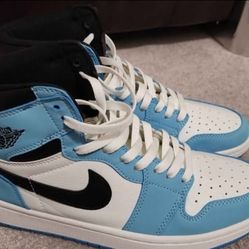 Nike Jordan 1 University Blue