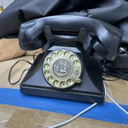 Vintage 1940’s Rotary Phone 