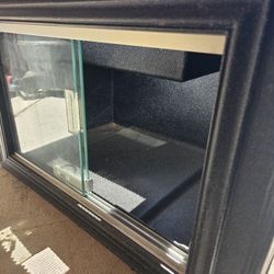 Reptile Or Small Pet Enclosure.