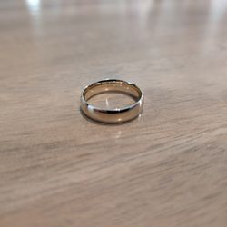Men's 14k Gold Wedding Band Size 10 