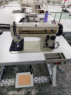 Industrial ZIG ZAG Sewing Machine