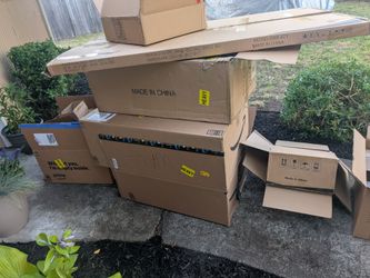 FREE MOVING/PACKING BOXES