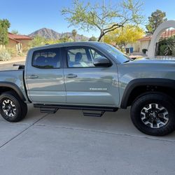 2022 Toyota Tacoma With RCI Bed Rack And Ikamper RTT