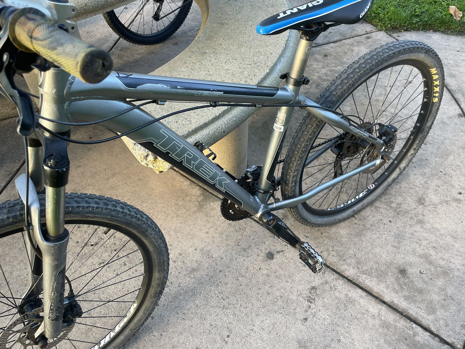 Trek Series Alpha Aluminum 4500