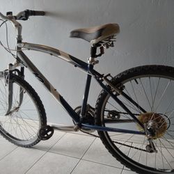 K2 Bicycle Size 26 Tires Runs Good