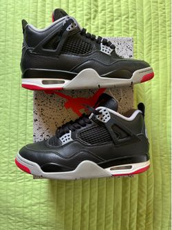 Air Jordan 4 Retro Bred Reimagined Size 9