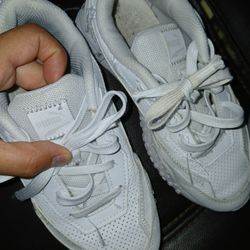 Kids Puma Shoes 