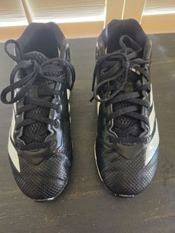 Football cleats