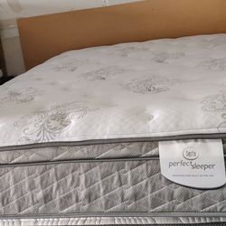 Queen Size Mattress (Colchon Queen Size)
