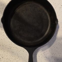 Cast Iron Pan 