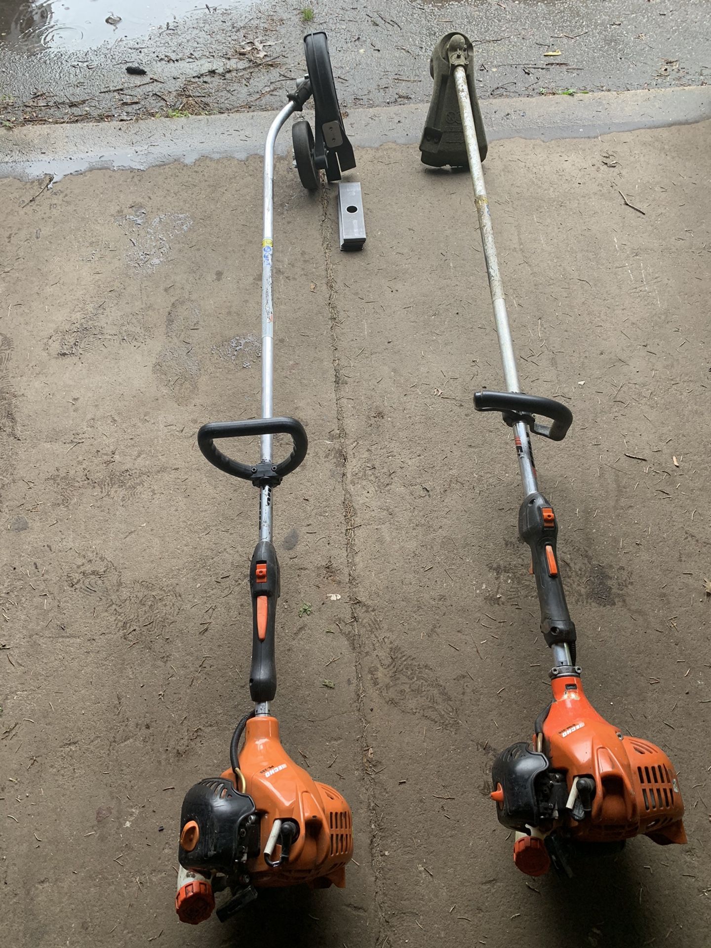 Echo stick edger w/ eight new replacement blades & straight shaft weed trimmer