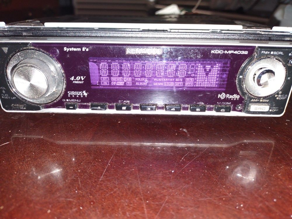 Kenwood Premium Radio 