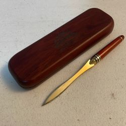 Rosewood Case with a Pen and Letter Opener Gift Set