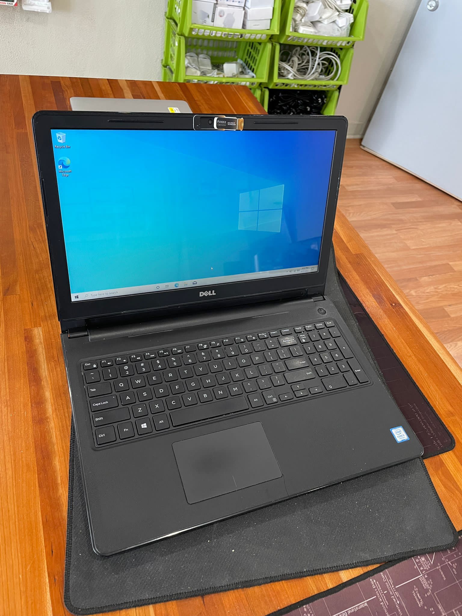 Dell Inspiron 15” 3567 Core i3-7100u 6GB RAM 1TB -Windows 10