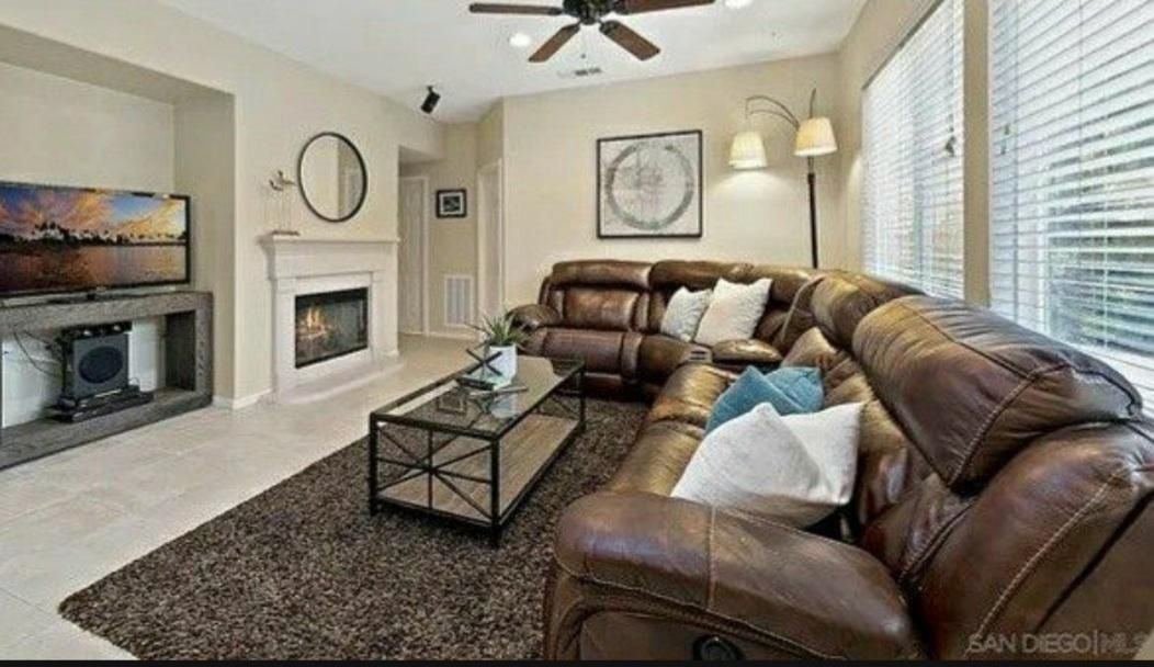 Glass Top Coffee Table With Bottom Shelf 