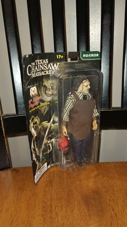 Texas Chainsaw Massacre. (Halloween Decor.)