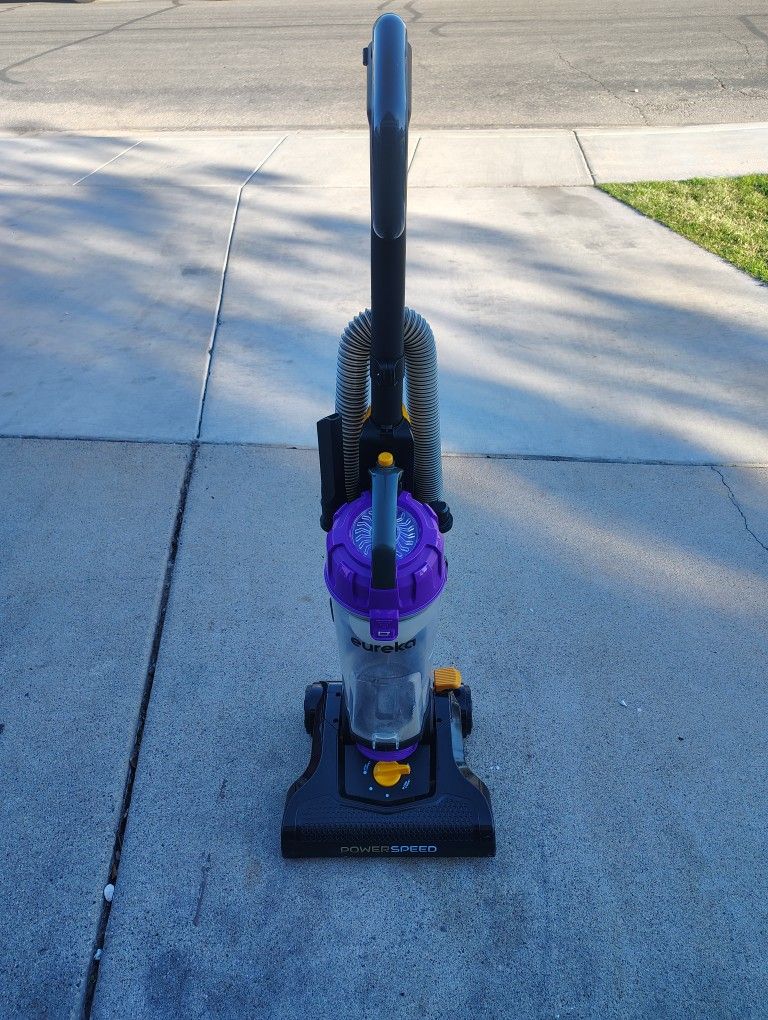 Eureka Power Speed Upright Vacuum