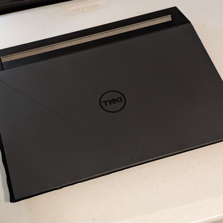 Dell G15 5535 Gaming Laptop