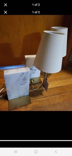 Marble bookshelf lamps for Magnolia by Hearth and https://offerup.com/redirect/?o=aGFuZC5OZXc=