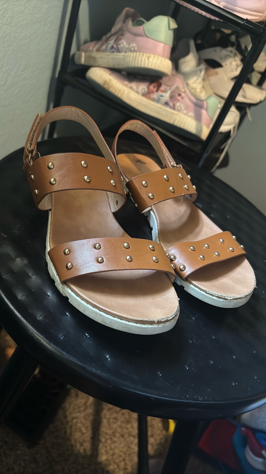 Girls sandals!