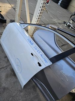 Honda Accord Driver Front Door Oem 23 To 25