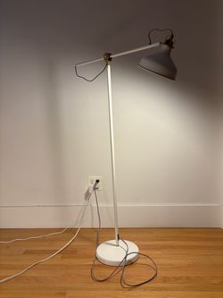 IKEA Floor Lamp (white)