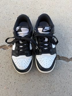 NIKE panda dunks
